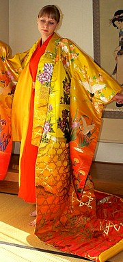 японское свадебное кимоно накидка УЧИКАКЭ