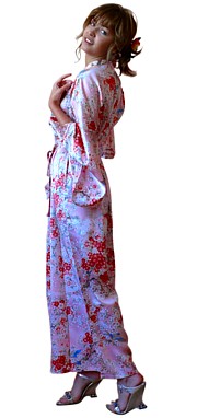 японское кимоно из натурального шелка. эксклюзивная одежда для дома