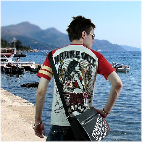 японская мужская футболка BRAKE OUT