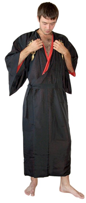 мужской халат-кимоно с вышивкой