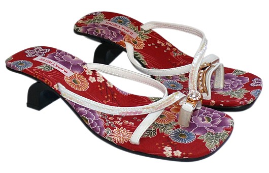 японская обувь в стиле кимоно